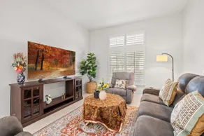 Elegant & Quiet 4BR Home/7 Beds/2.5BA/Near 71 Fwy - Image 3