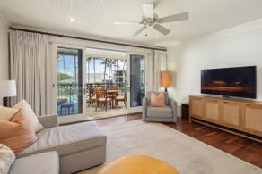 Oceanfront - 2 min to beach - 9 guests - AC - Image 2