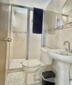 Private King Studio with Kitchen and Bathroom - Image 4