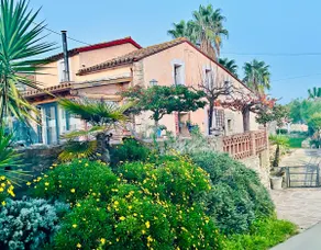 Holiday home near Barcelona with private pool - Image 2
