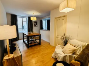 Quiet duplex in the heart of the city – 2 bedrooms - Image 3