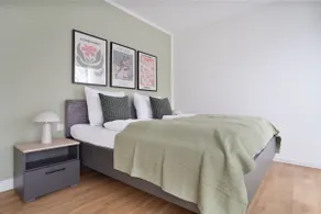 Premium One-Bedroom Apartment | home2share - Image 2
