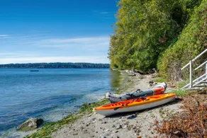 The Shoreside Serenity Retreat at Indianola Beach - Image 4