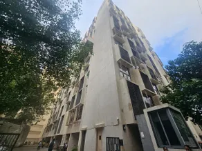 Modern 1 BHK | Pool + Gym | Near BKC - Image 5