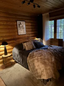 Cozy log cabin close to services, 6 people - Image 3