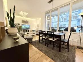 Pilies23 Old Town Luxury Apartment - Image 3
