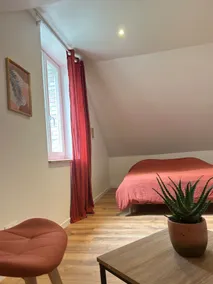 House fully air conditioned, close to main roads - Image 5
