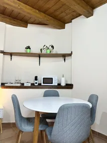 Castellina Office Room - Private Parking - Image 3