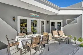 3BDR House with Private Pool Near Coral Gables - Image 3
