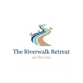 3/2 Riverwalk Retreat Luxury Home in Downtown - Image 3