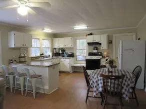 The Farmhouse - Image 3