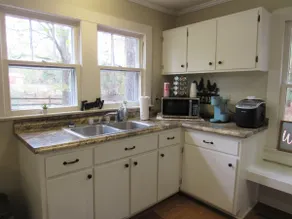 The Farmhouse - Image 4