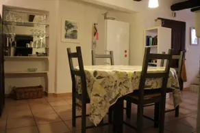 Idyllic village house in the middle of Provence - Image 5