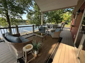 Lakefront | Sleeps 16 | 2 Kitchens | Play Room - Image 4