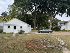 Hardin House in Monmouth - Image 4