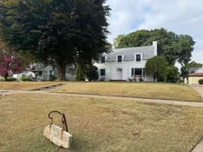 Hardin House in Monmouth - Image 2