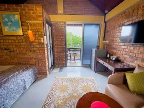 1 King Size Bedroom with Cenang River View - Image 3