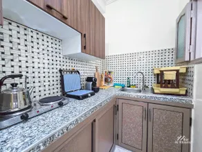 Elegant Apartment, Sea View & Beach 5 Min Away - Image 5