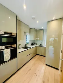 2BR Cottage Style, Garden, Parking, Tube Access - Image 4