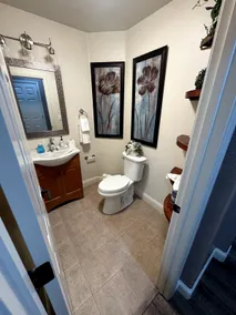 Charming 4-Bedroom Home with Great Amenities - Image 4