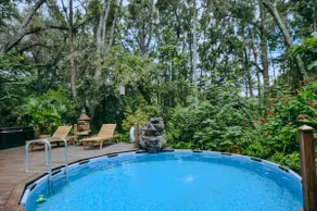 Guest Cabina | Hot Tub | Tropical Pool Oasis - Image 3