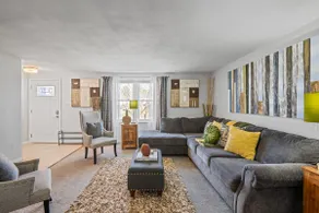 Stylish Haven 11 Minutes from the Richmond Airport - Image 4