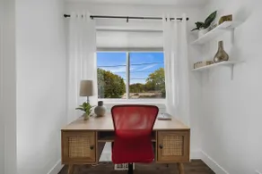 Stylish Main Floor Suite | Near Downtown Kitchener - Image 4