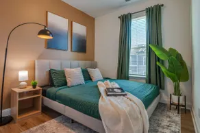 Luxe King 4BR Townhouse to Uptown CLT - Image 2