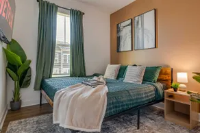 Luxe King 4BR Townhouse to Uptown CLT - Image 4