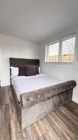 Cozy 2-Bedroom Cottage-Style Home - Image 4