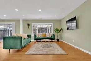 Single Floor Home | Private Yard & Garage| 5 Beds - Image 5