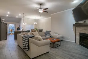 “Relax & Unwind – Bright Home Close to Everything” - Image 2