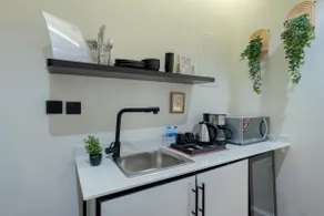 VÈRA | Spacious Modern 1BR in Al Muruj • VAT-Free - Image 5