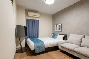2 Guests / 4 Lines / Tourist Access / Wi-Fi / 71 - Image 3