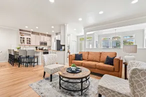 Master Suite. Sleeps 8. Big Screens. Internet. - Image 2