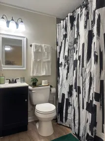 Modern Comfort in Fondren | King Bed - Image 4