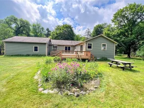 Roscoe River House - riverside tranquility - Image 2