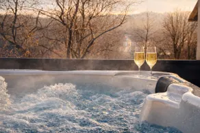 Castle View Spa Apt Whirlpool 2 Saunas - Image 5