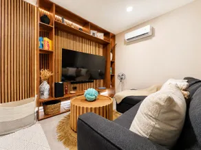 Luxury penthouse with private pool and paddle tennis - Image 4