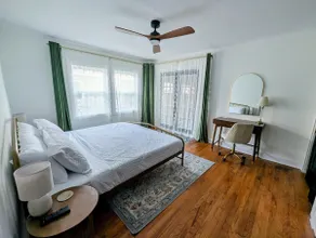 Charming Lux Gem in Med Center! | 2 K Bds + Patio - Image 3