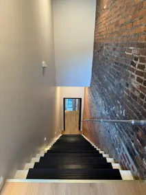 Modern River-View Loft in Historic Boneyfiddle - Image 2