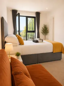 Uxbridge Residences•Open-Plan•By PiccadillyLine - Image 5
