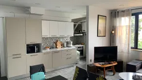 A modern, bright and spacious apartment. - Image 4