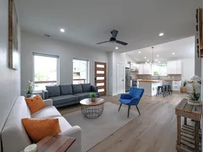 Modern Retreat in the Pine Forest of Bastrop - Image 3