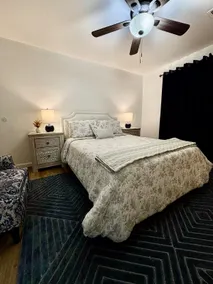 Entire Cozy Apartment Fully Renovated Modern Style - Image 3