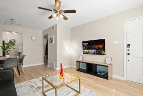Modern 1BR • Near DT Austin • Parking/Wifi - Image 3