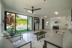 Casa Jilguero, inside the Lomas de Cocoyoc development - Image 2