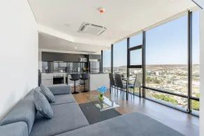 Downtown, comfortable, 5 minutes from the border! - Image 4