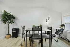2 BR 1 Bath Apt with Parking and Close to all Amenities - Image 5