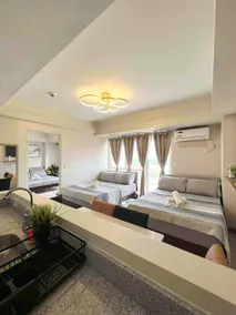 Q Lakeshore Condo SMX SM mall/Airport/SPMC/Azuela - Image 4